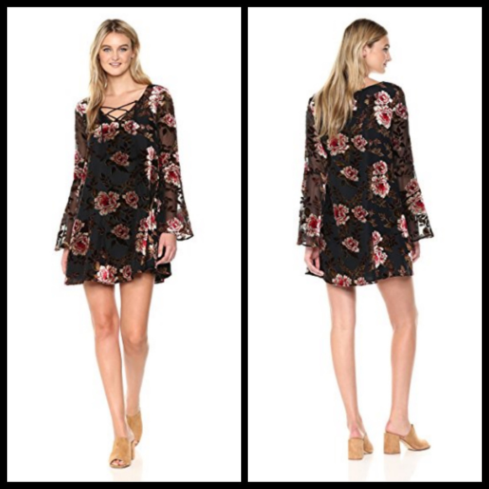 💕CUPCAKES AND CASHMERE💕 Valda Swing Dress